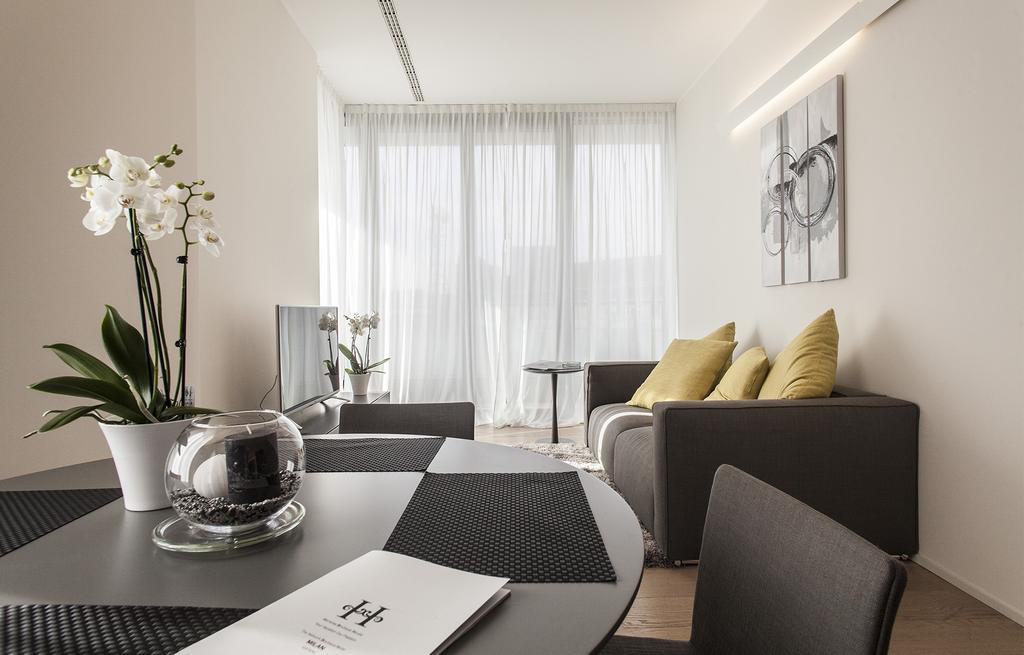 Hemeras Boutique Homes - Design Flats Near The City Center 米兰 外观 照片