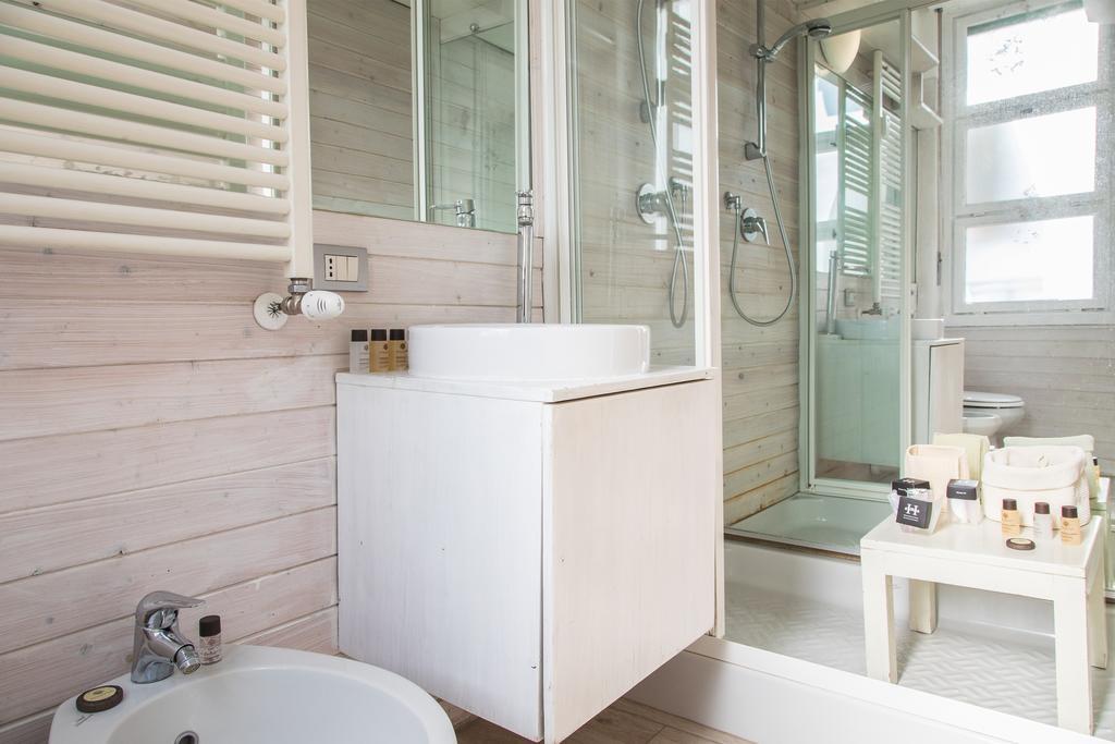 Hemeras Boutique Homes - Design Flats Near The City Center 米兰 外观 照片