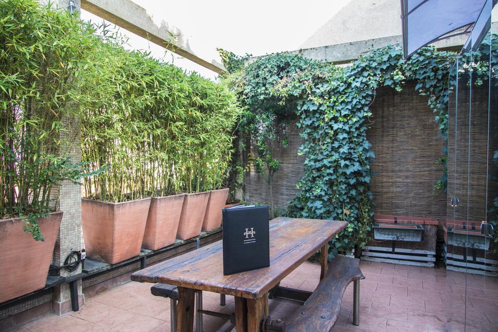 Hemeras Boutique Homes - Design Flats Near The City Center 米兰 外观 照片