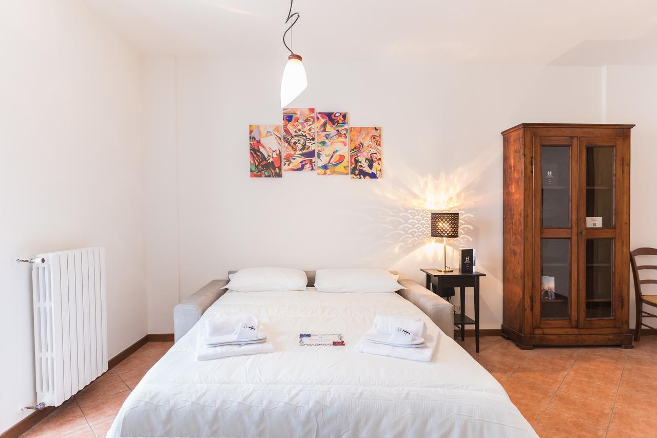 Hemeras Boutique Homes - Design Flats Near The City Center 米兰 外观 照片