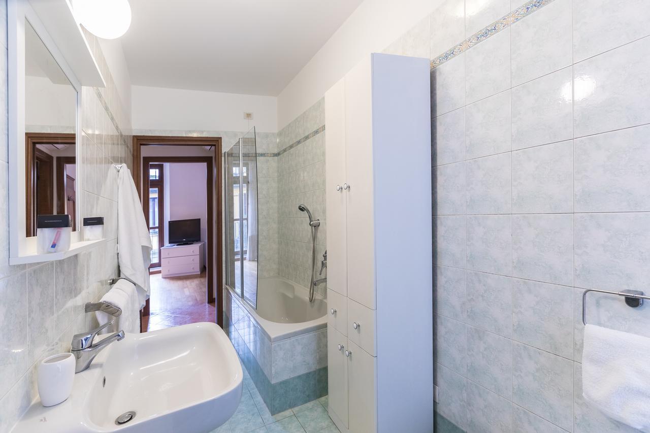 Hemeras Boutique Homes - Design Flats Near The City Center 米兰 外观 照片
